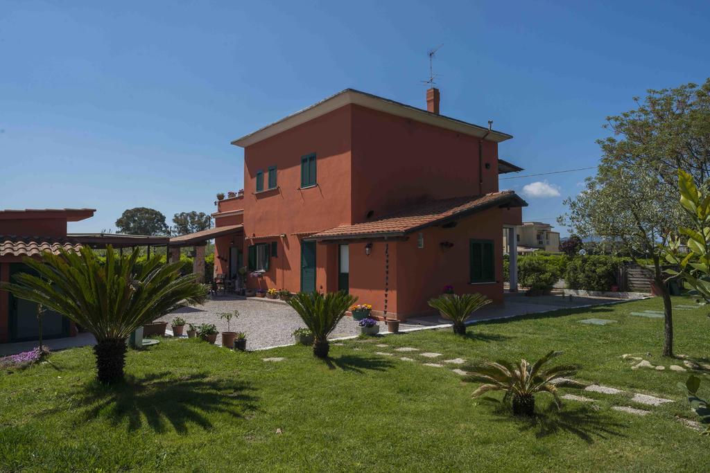 La Locanda Country House Borgo Montenero Esterno foto